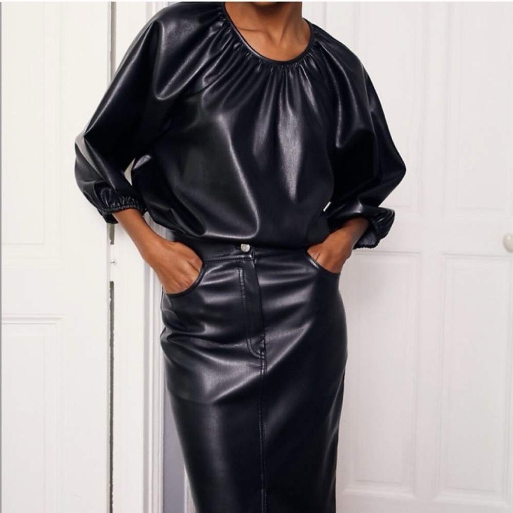 Aritzia Bica Black Vegan Leather 3/4 Sleeve Top Blouse Size M
